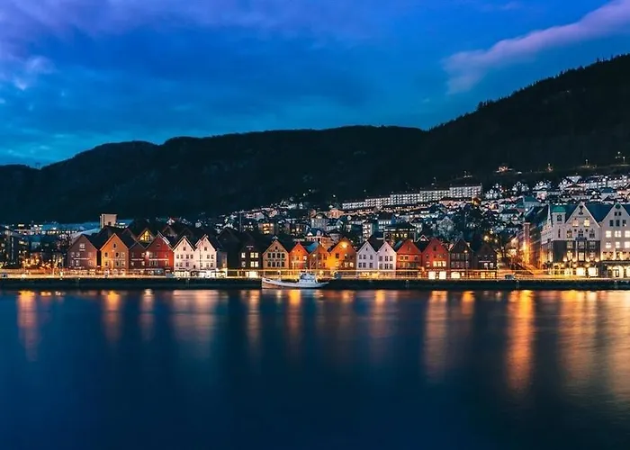 Renovated 3 In Historical Sandviken *